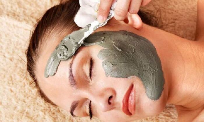Applying a renovation mask